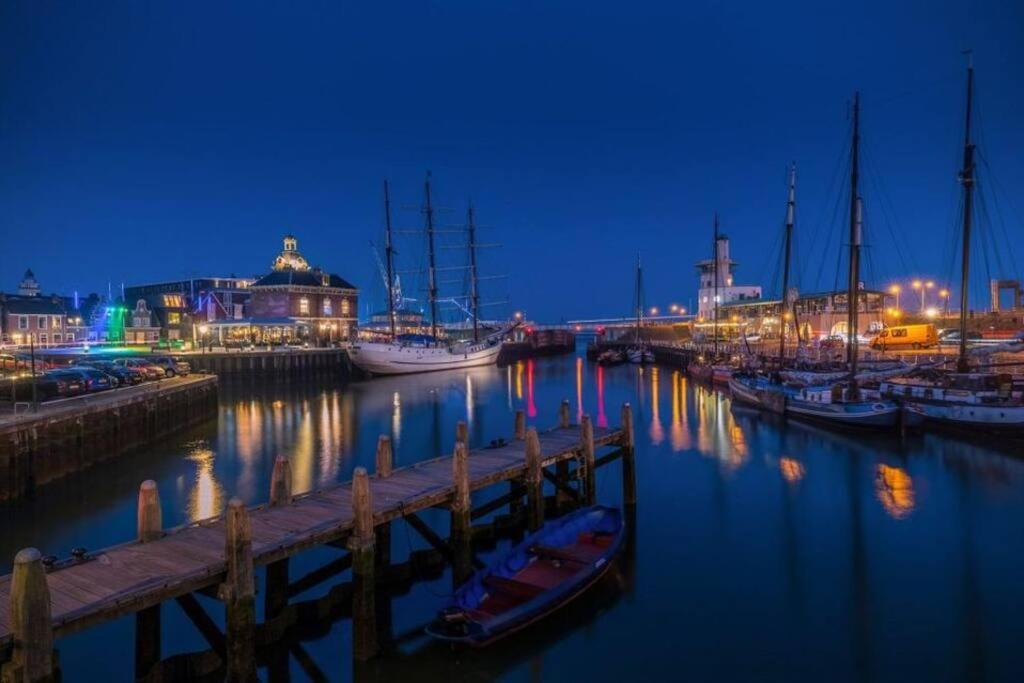 Unieke Woonboot In Harlingen Exterior foto